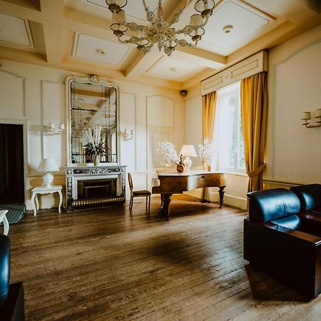 Grand Hotel Des Bains วาล-เลส์-แบ็งส์ ภายนอก รูปภาพ