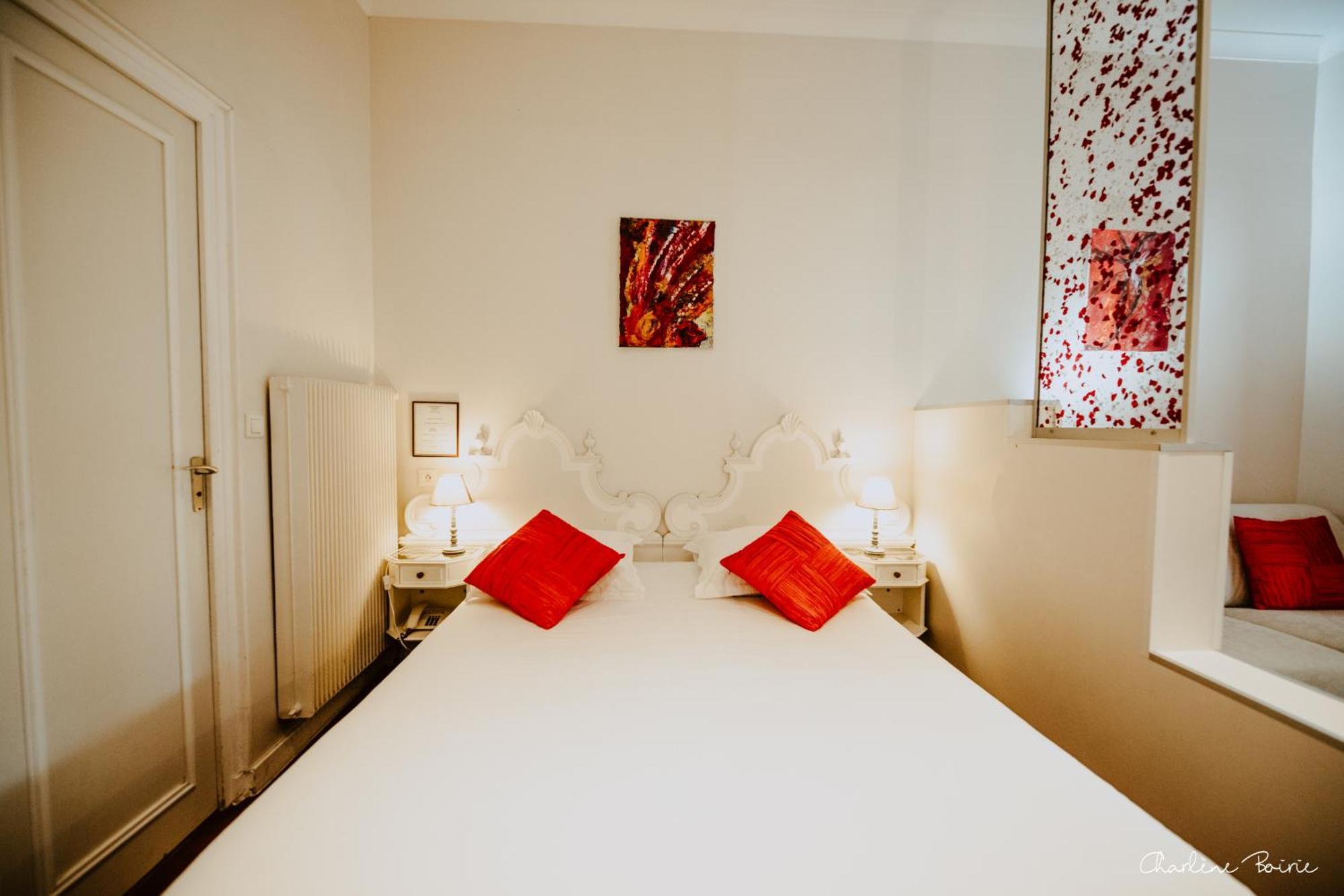 Grand Hotel Des Bains วาล-เลส์-แบ็งส์ ภายนอก รูปภาพ