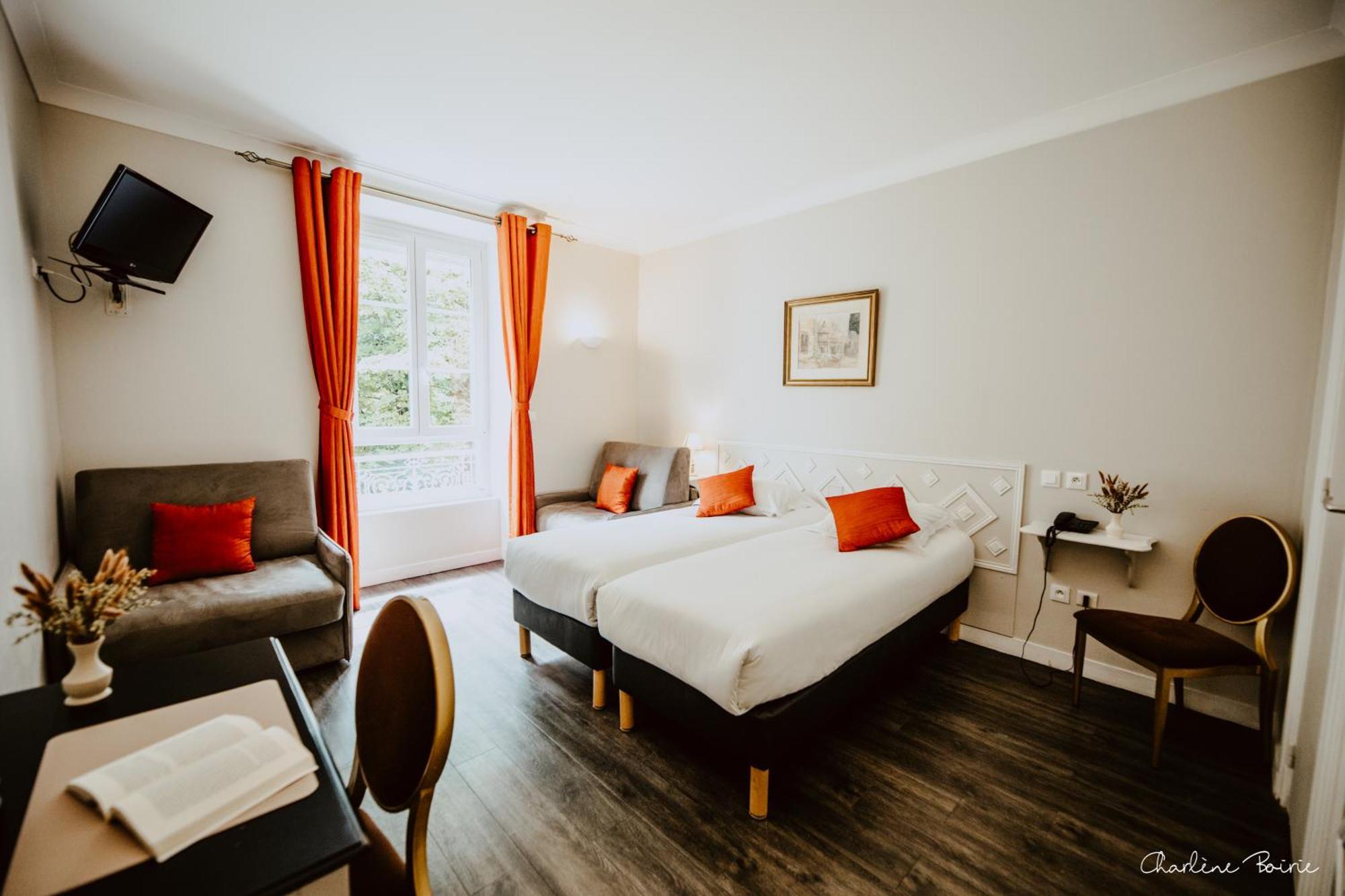Grand Hotel Des Bains วาล-เลส์-แบ็งส์ ภายนอก รูปภาพ