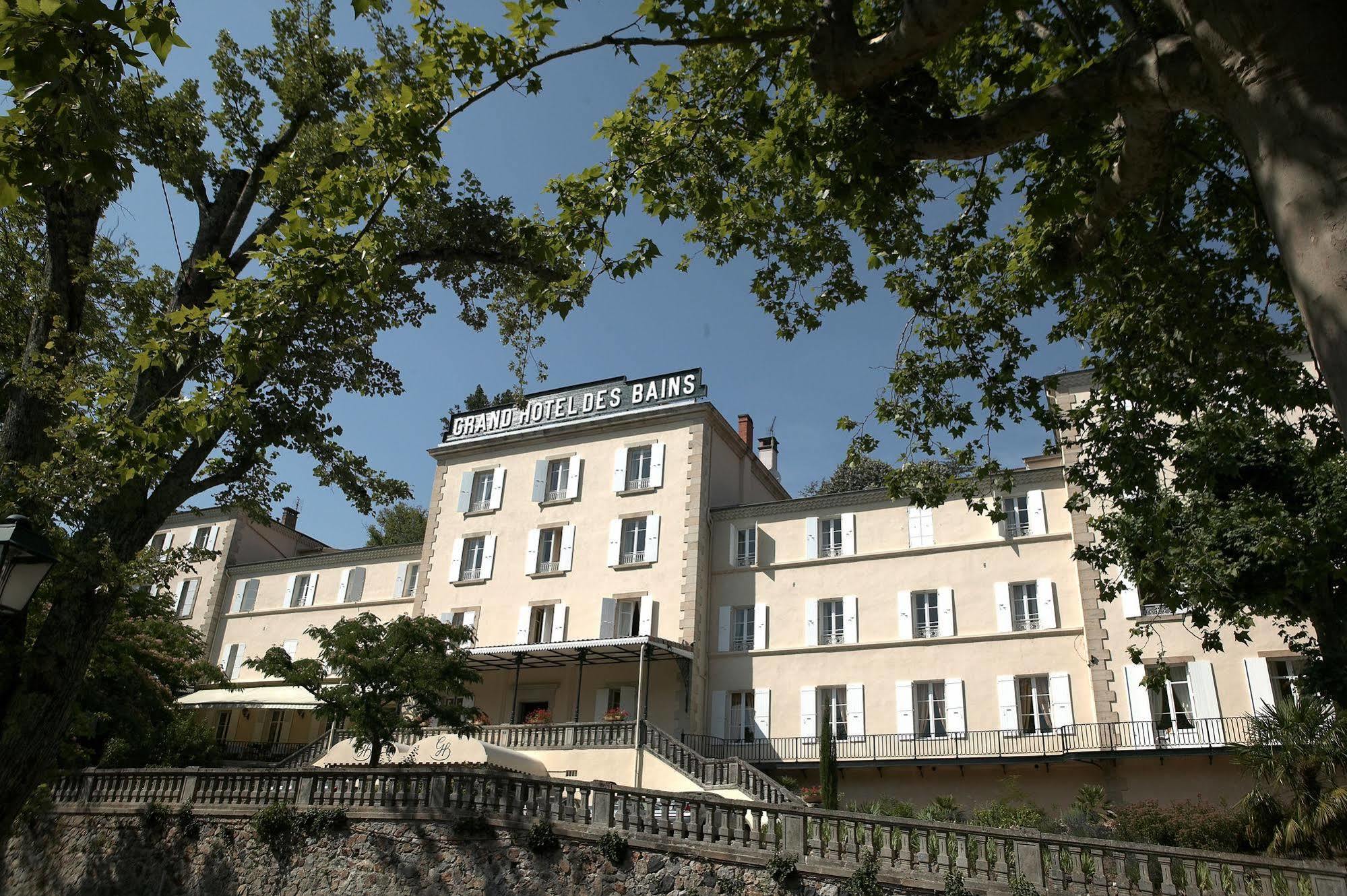 Grand Hotel Des Bains วาล-เลส์-แบ็งส์ ภายนอก รูปภาพ