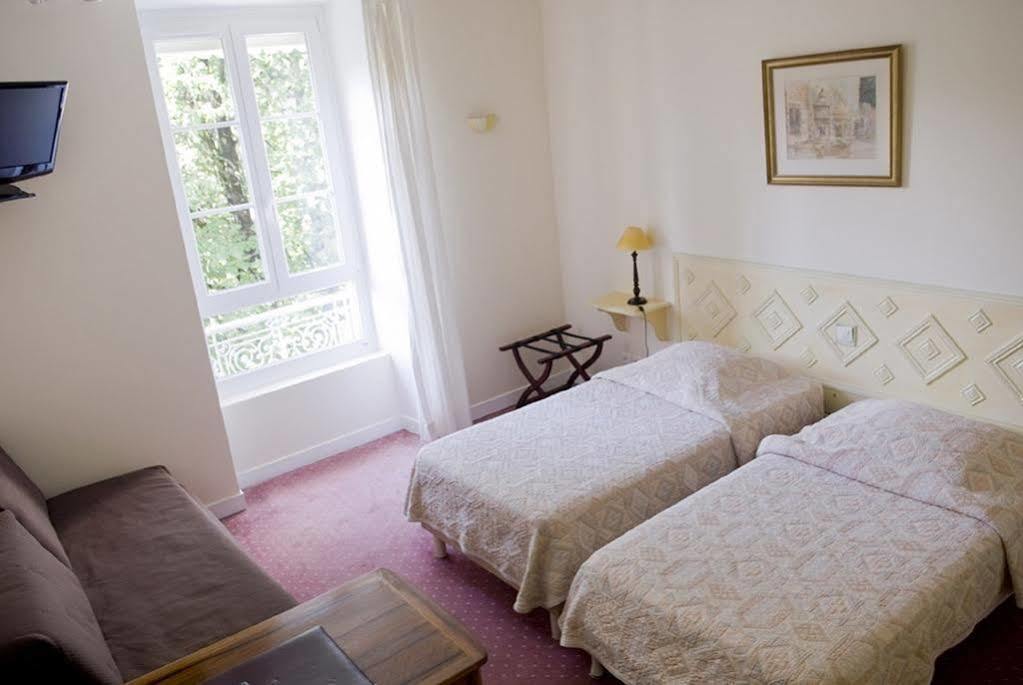 Grand Hotel Des Bains วาล-เลส์-แบ็งส์ ภายนอก รูปภาพ