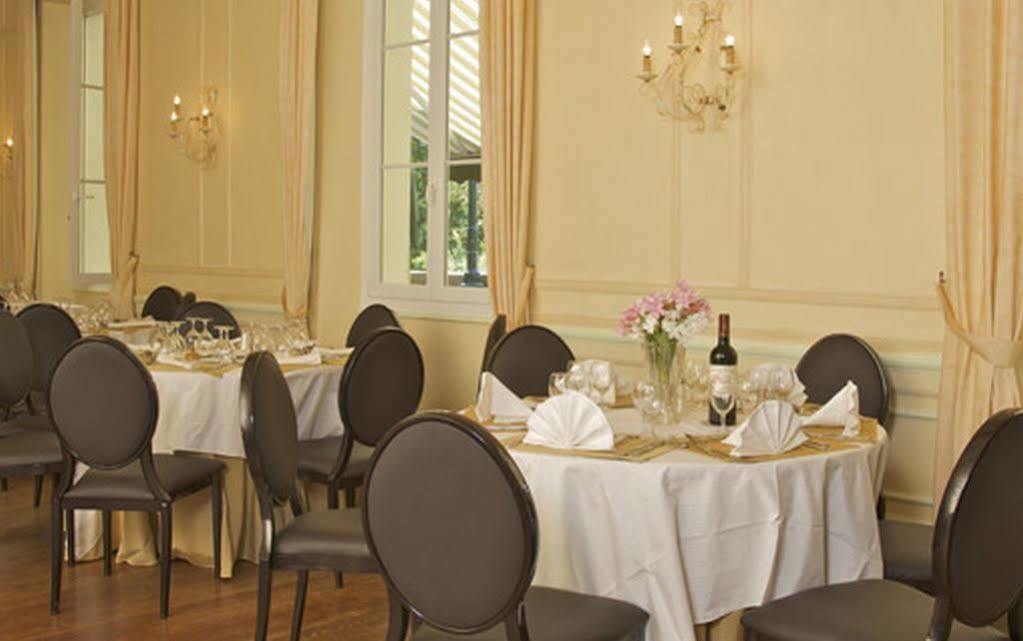 Grand Hotel Des Bains วาล-เลส์-แบ็งส์ ภายนอก รูปภาพ
